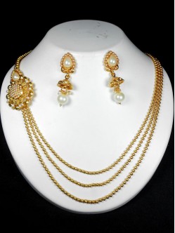 Exclusive Polki Set